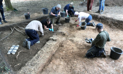 trench 4
