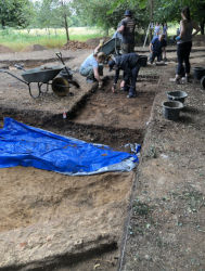 trench 4 extension