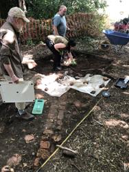 extending trench 4